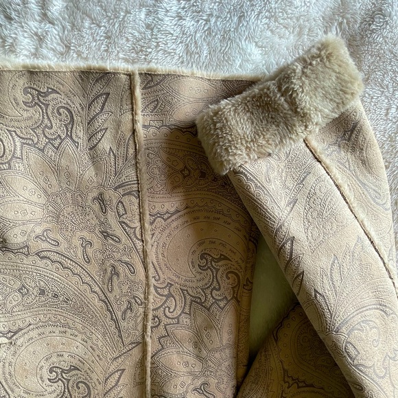 eStudio Faux Fur Beige Suede Jacket with Floral Print Size Medium - Picture 9 of 13